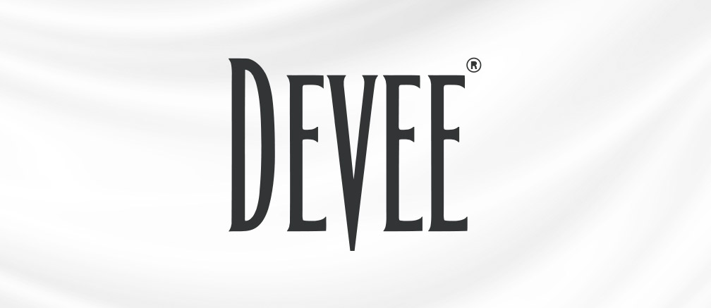 DEVEE Logo